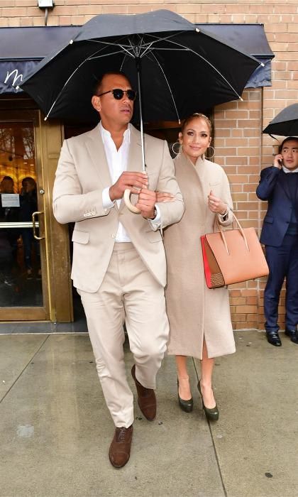 Jennifer Lopez and Alex Rodriguez matching outfits