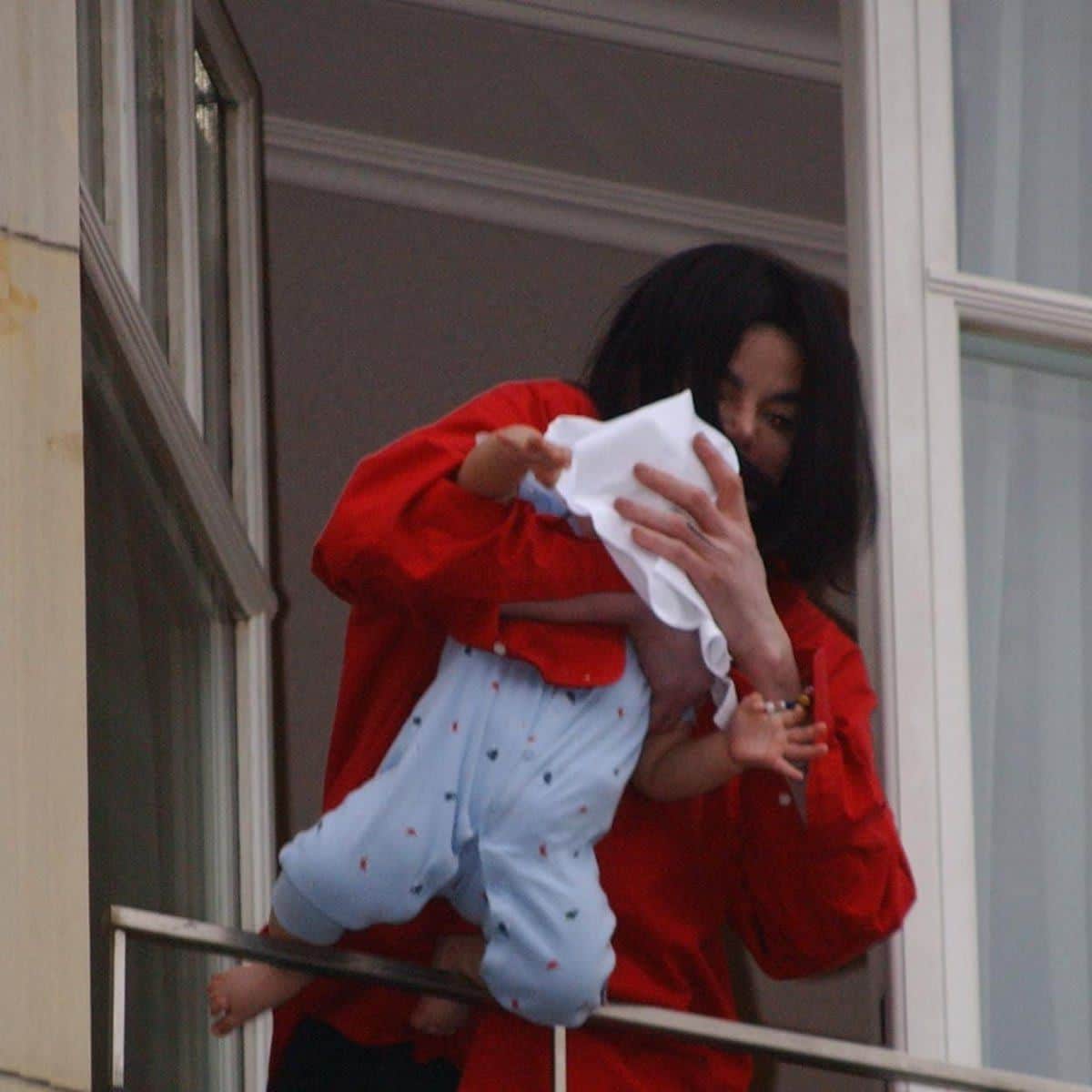 Michael Jackson, Baby Prince Michael II.(Sohn ), Verleihung des