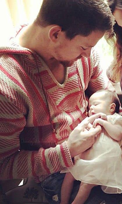 <a href="https://us.hellomagazine.com/tags/1/channing-tatum/"><strong>Channing Tatum</strong></a> was one doting new dad in the first photo he ever shared of his daughter Everly.
<br>
Photo: Facebook