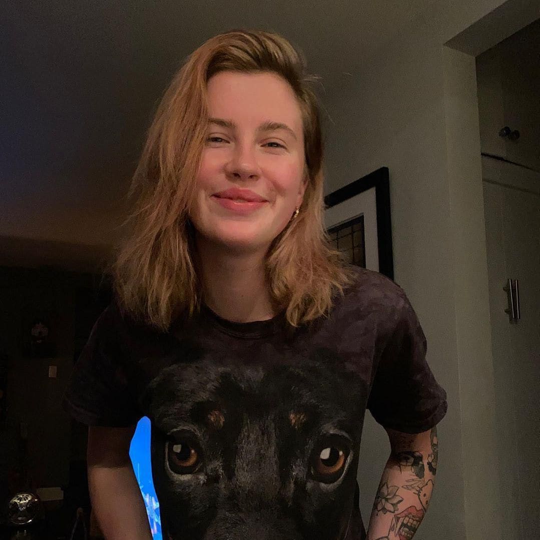 Ireland Baldwin, Instagram series