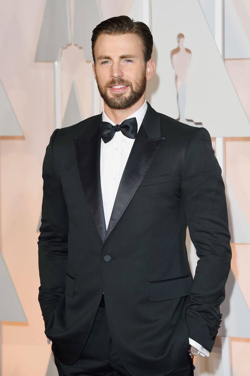 Chris Evans attends the 87th Annual Academy Awards