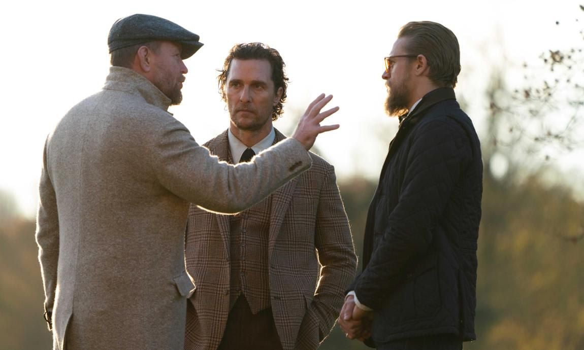 Guy Ritchie, Matthew McConaughey and Charlie Hunnam on set of The Gentlemen