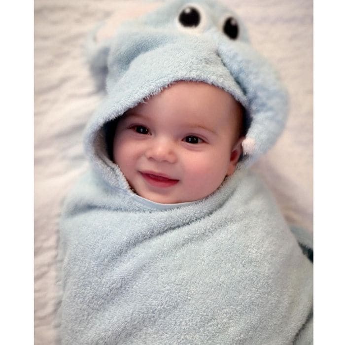 Presidential candidate Donald Trump's grandson looked snug as a bug wrapped in an animal hooded towel! Ivanka captioned the adorable photo of her baby boy, "Little Theodore is ready to watch grandpa in tonight's #debate! #DebateNight #Debates."
Photo: Instagram/@Ivankatrump