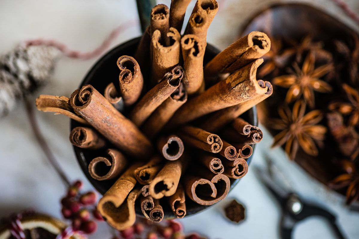 7 cinnamon rituals designed to attract love, luck, and prosperity.