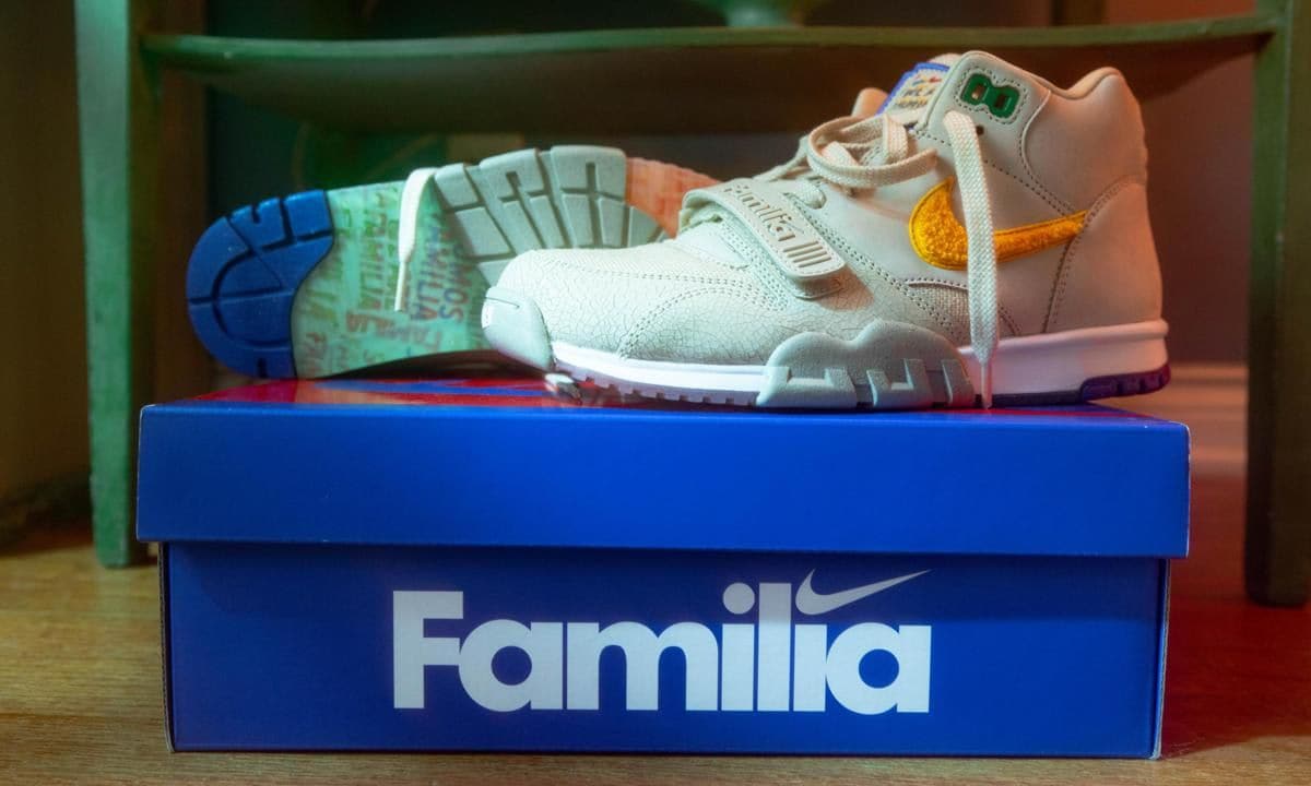 Nike La Familia