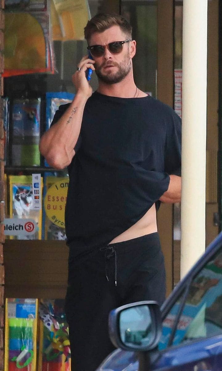 Chris Hemsworth in Byron Bay