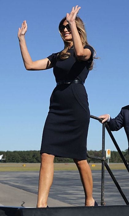 Melania channeled her inner Jackie O wearing a sheath dress and black shades to campaign in Wilmington, North Carolina.
Photo: Chip Somodevilla/Getty Images