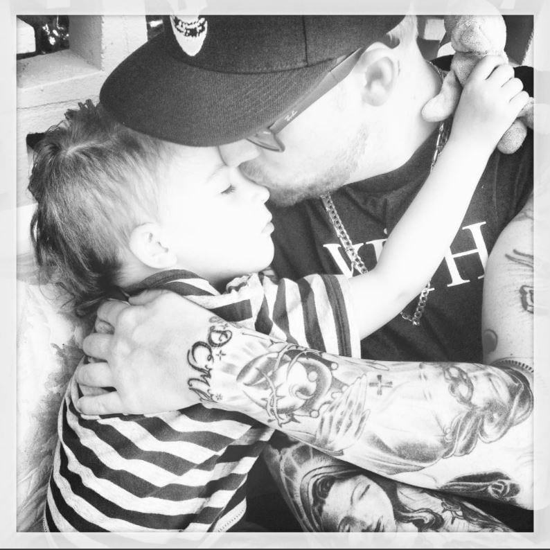 <b>Joel Madden</b>
"Our dad. Our love. Our life. You are the best @JoelMadden #HappyFathersDay"
Photo: Instagram/@nicolerichie