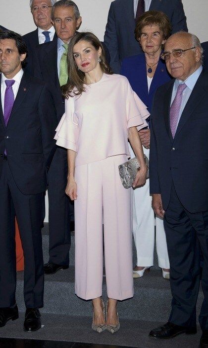 For her first royal engagement of the month - a meeting with FAD (Foundation Against Drug Addiction) - Queen Letizia stepped out in a blush set by Zara.
Adding to the moment, Letizia wore TOUS ruby, emerald and moonstone earrings and Magrit 'Mila' snake-effect pumps.
Photo: Getty Images