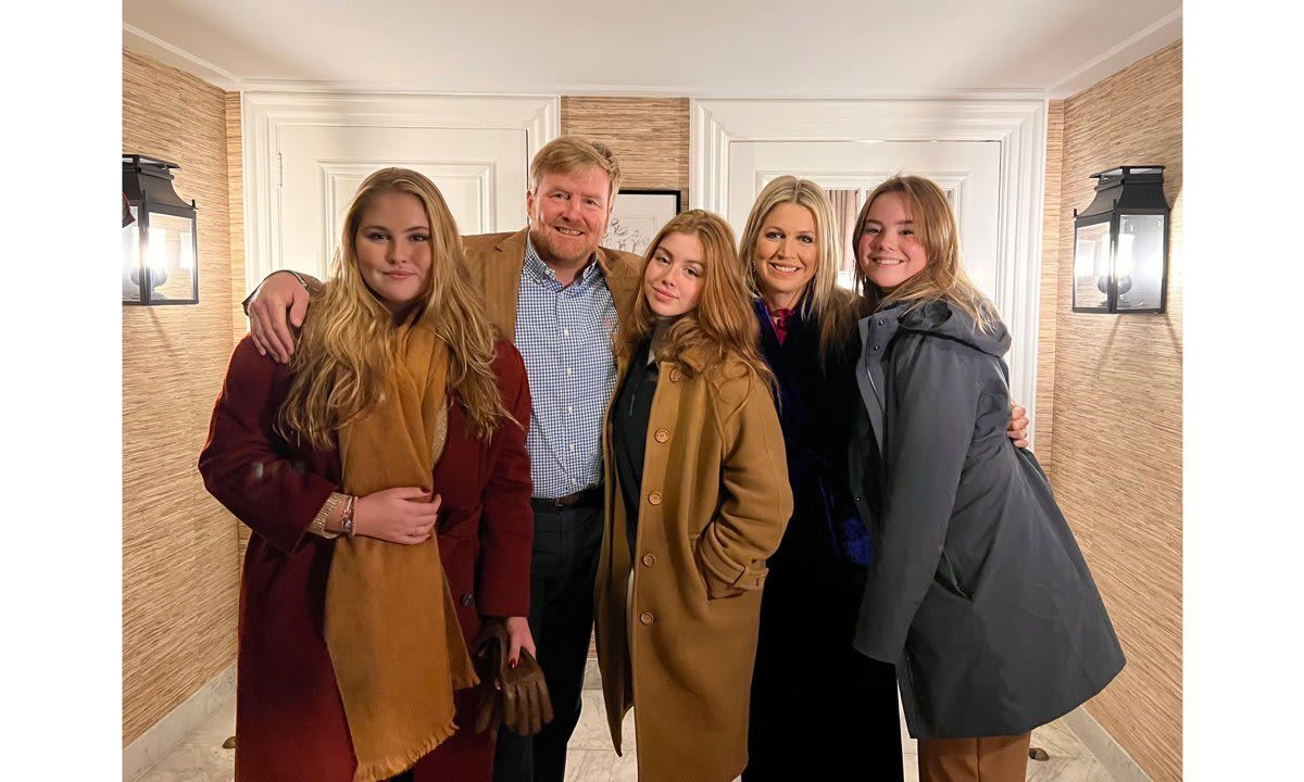 The Dutch royal family has reunited for the holidays!