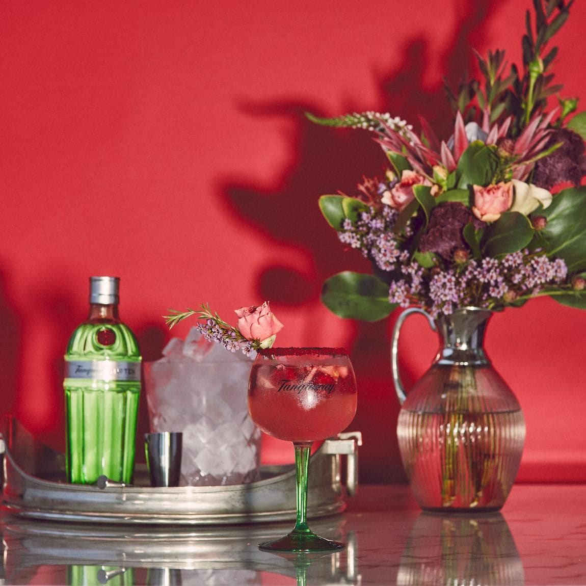 Tanqueray Rose Berry T&T