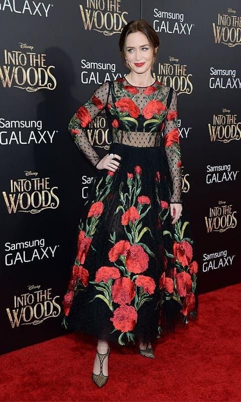 Emily Blunt Into The Wood vestido Dolce Gabbana