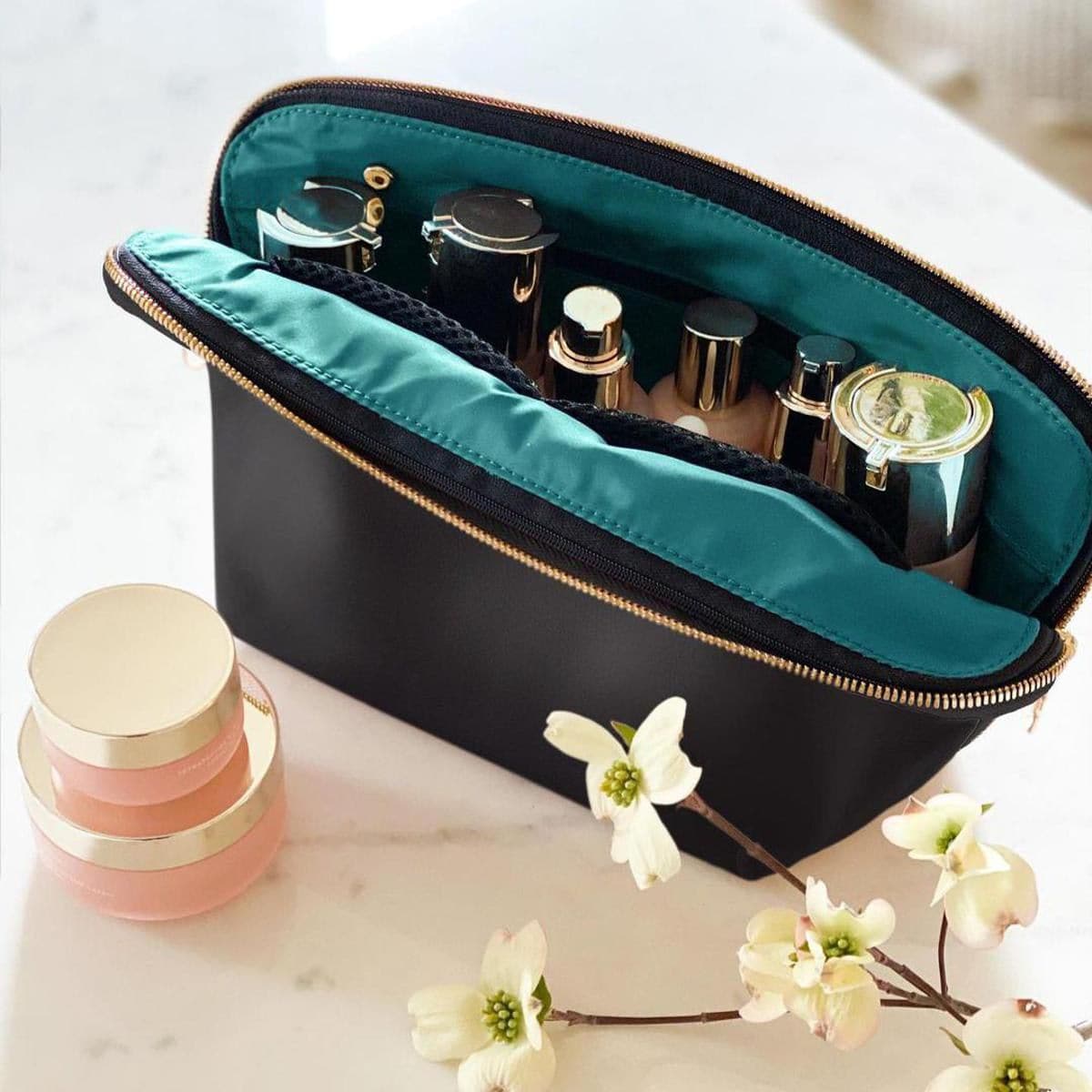 Kusshi Signature Makeup Bag