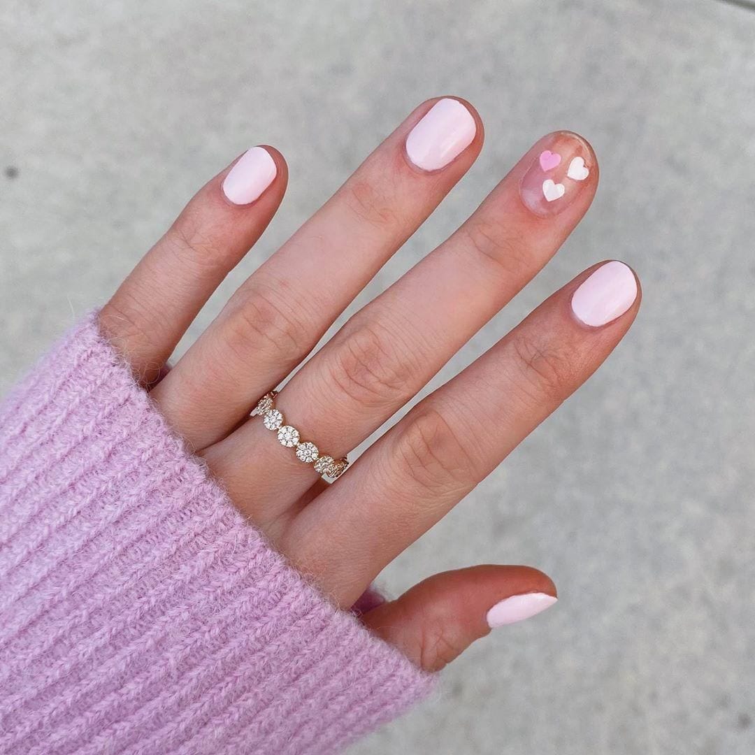 Valentine's Day nails