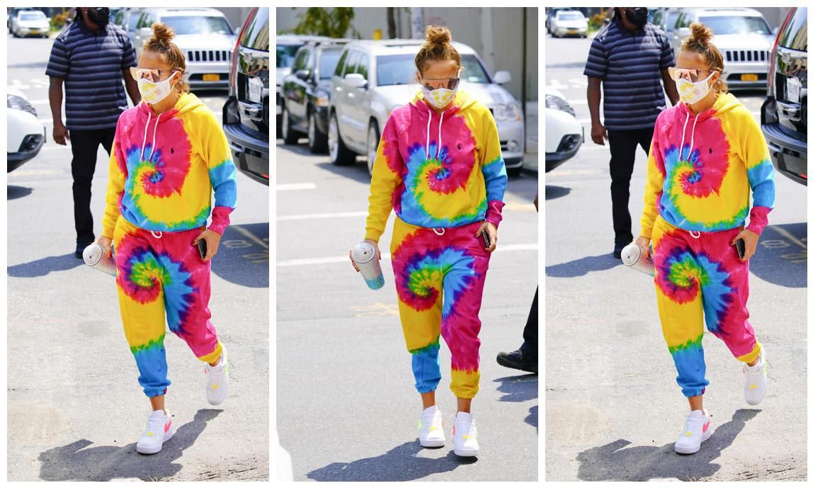 The 51 year old joined in on the tie dyed trend as she was wearing a matching psychedelic Ralph Lauren hoodie and joggers