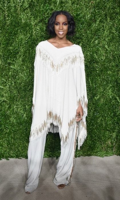 November 7: Kelly Rowland was chic in a creme set accented with gold details by Baja East during the 13th annual CFDA/Vogue Fashion Fund Awards sponsored by Maestro Dobel Tequila in NYC.
Photo: Jamie McCarthy/WireImage