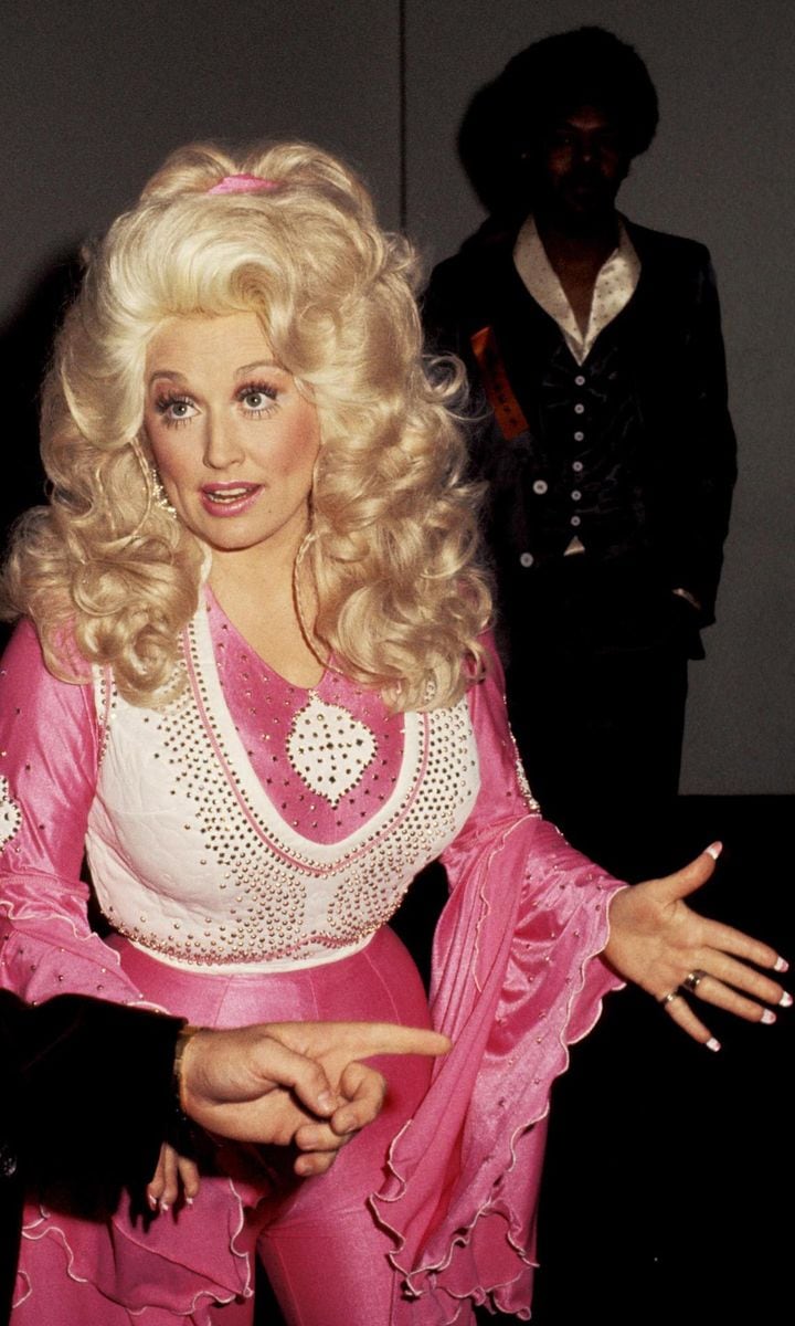 Best Beauty Grammys Dolly Parton 1977