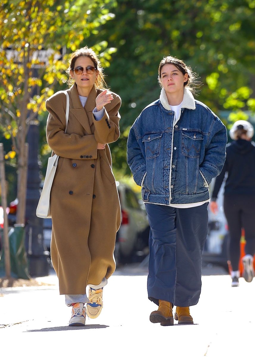 Katie and Suri on Suri's Thanksgiving break