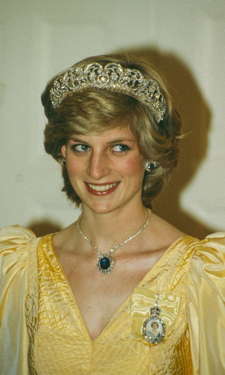 12 Photos Proving Princess Diana Was a Fashion Icon