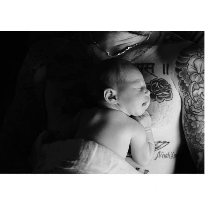 <b>Dusty Rose Levine</b>
Adam Levine and Behati Prinsloo both shared the photo above on their Instagram accounts with their precious little angel's name and birthday September 21, 2016. The Victoria's Secret Angel even wrote: "Words can't describe" with a pink heart emoji.
Photo: Instagram/@AdamLevine