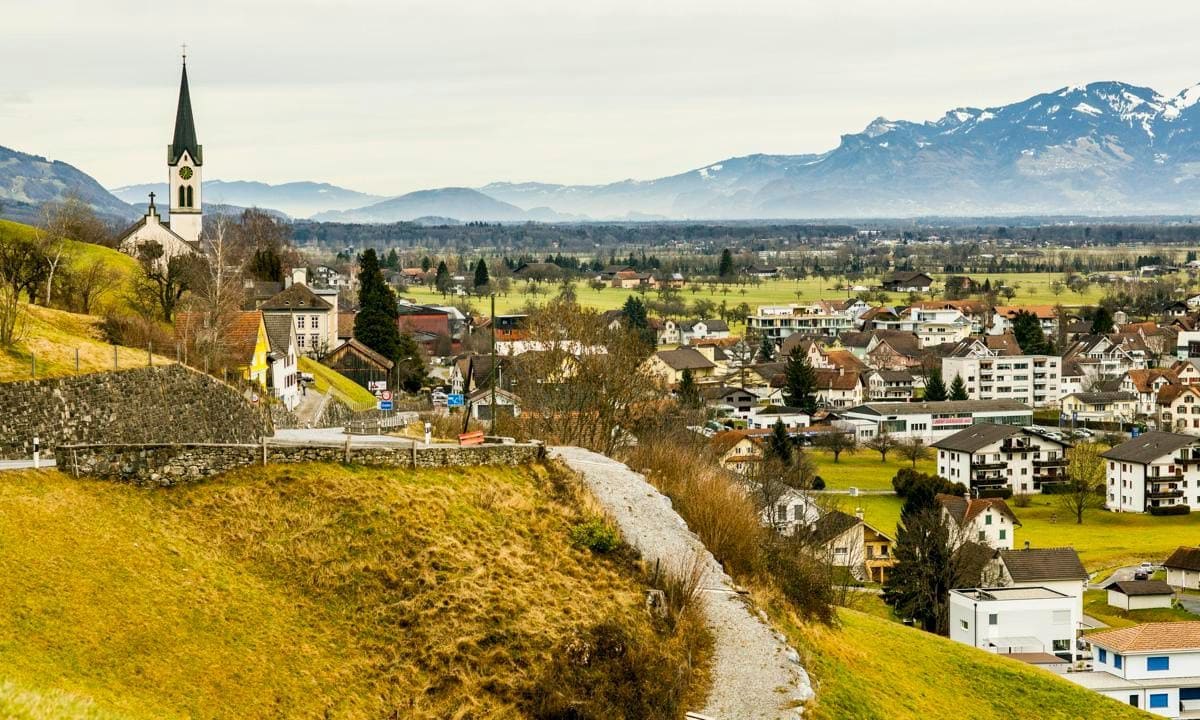 Buildings and houses in Gam and Haag located in the Rheintal.