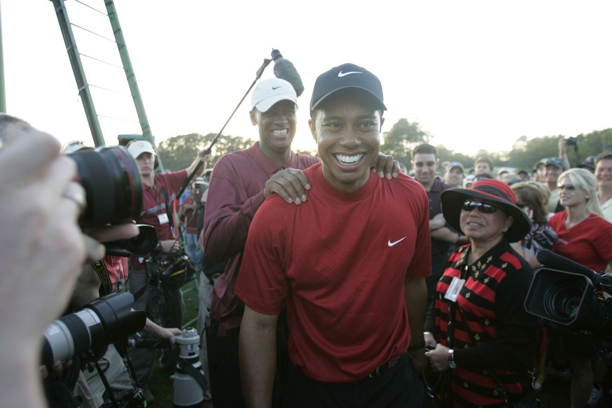 UNITED STATES - APRIL 10:  Golf: The Masters, Tiger Woods victorious after winning playoff and tournament vs Chris DiMarco on Sunday at Augusta National, View of mother Kutilda and agent with media, Augusta, GA 4/10/2005  (Photo by John Biever/Sports Illustrated via Getty Images)  (SetNumber: X73298 TK6)