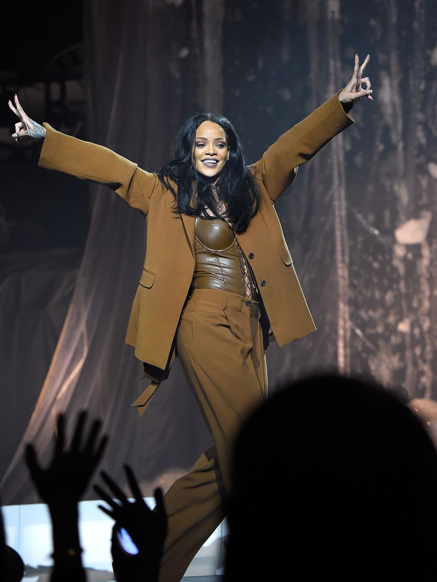 Rihanna performs live during the ANTI World Tour. 