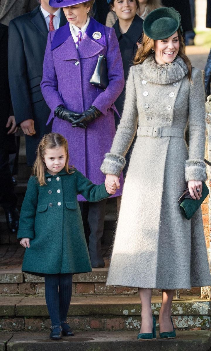 Kate Middleton hot in Catherine Walker coat