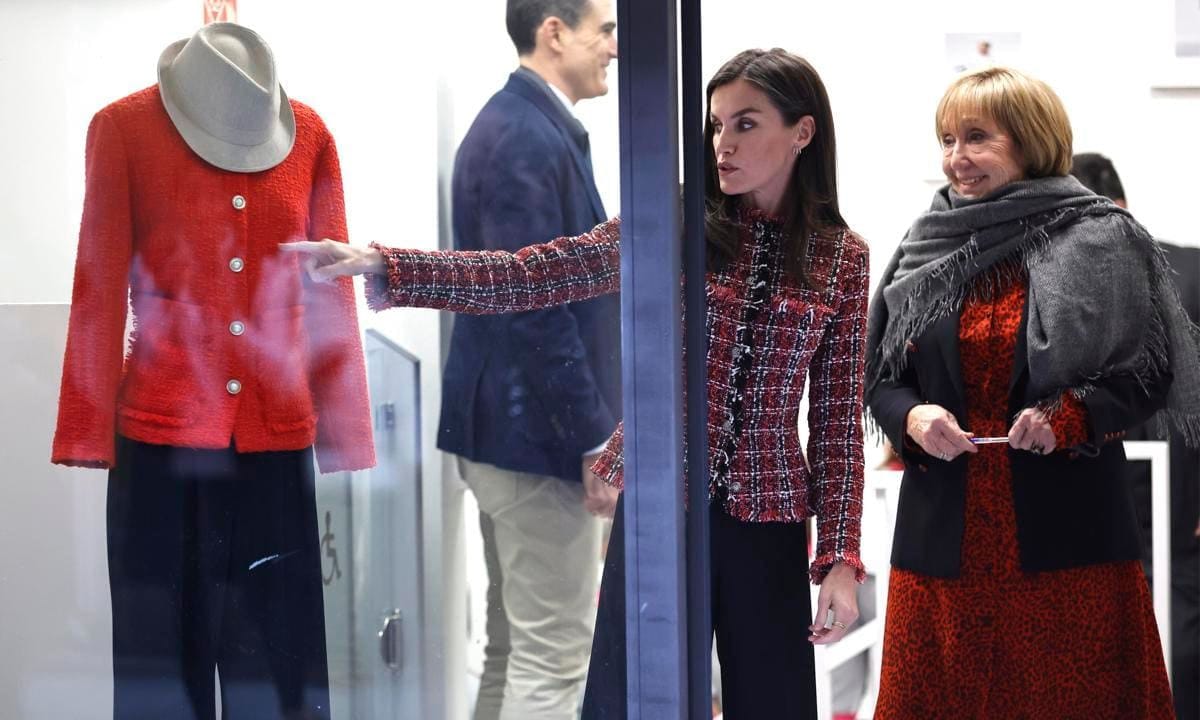 Queen Letizia visited the headquarters of the Association for the Prevention, Reintegration and Care of Prostituted Women on Jan. 9