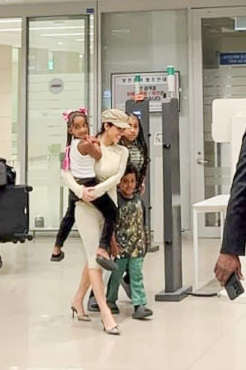 Kanye West and Bianca Censori are enjoying a blended family vacation, taking his kids to South Korea 