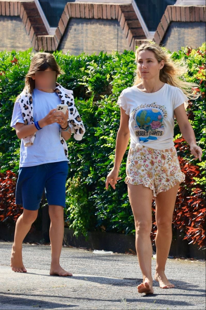 Elsa Pataky and India Rose in Byron Bay