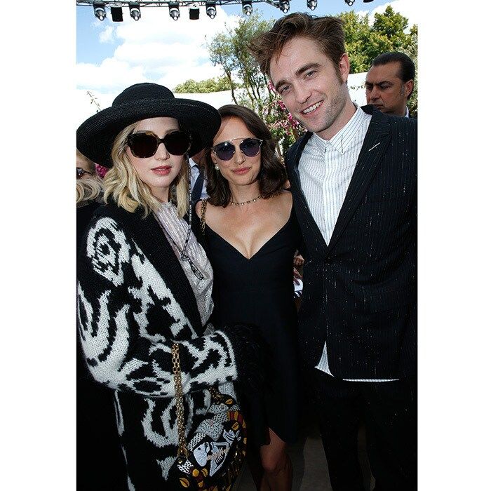 Talk about star power! Jennifer Lawrence, Natalie Portman and Robert Pattinson joined forces for a snap behind the scenes.
Photo: Bertrand Rindoff Petroff/Getty Images