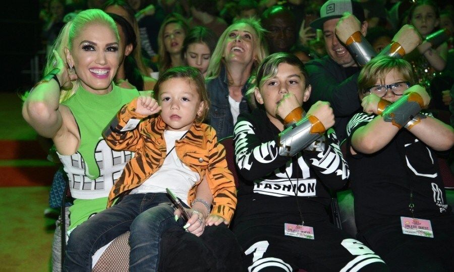 A giddy Gwen Stefani was joined by her adorable sons, Apollo, Kingston, and Zuma, at the 2017 Kids' Choice Awards. The foursome looked adorable in the front row, rocking out to the music and having a blast throughout the show. Apollo, 3, sat on his mom's lap, wearing a cute sweater with tiger stripes.
Photo: Kevin Mazur/KCA2017/WireImage