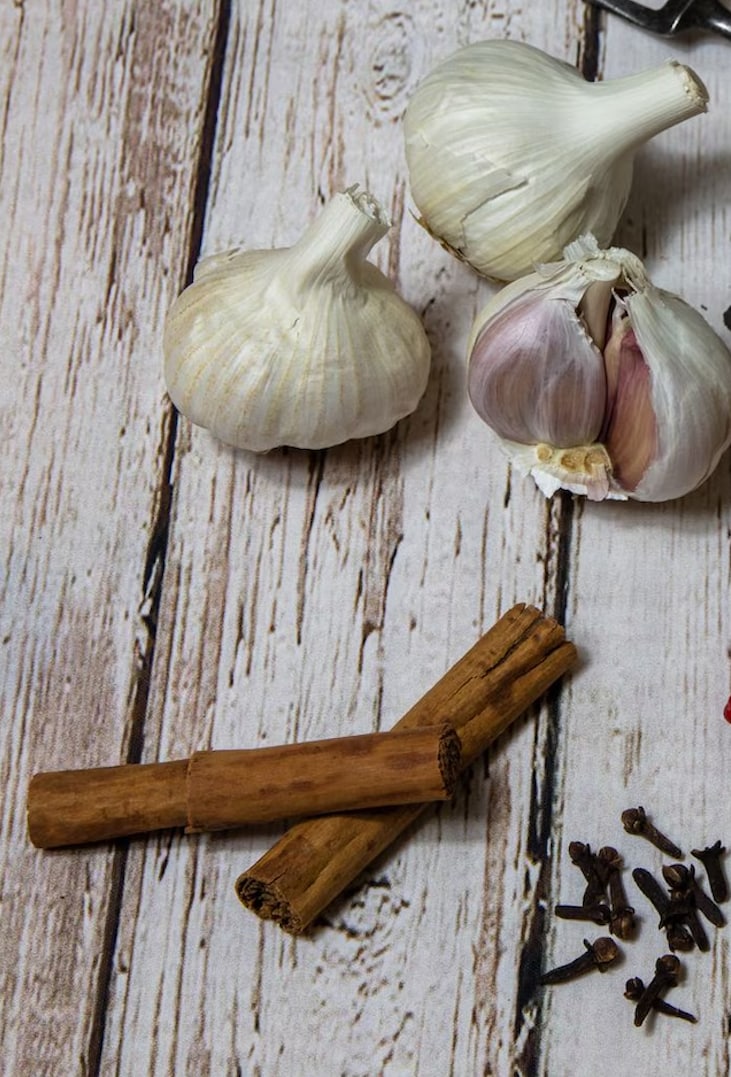 Cinnamon and Garlic for Abundance