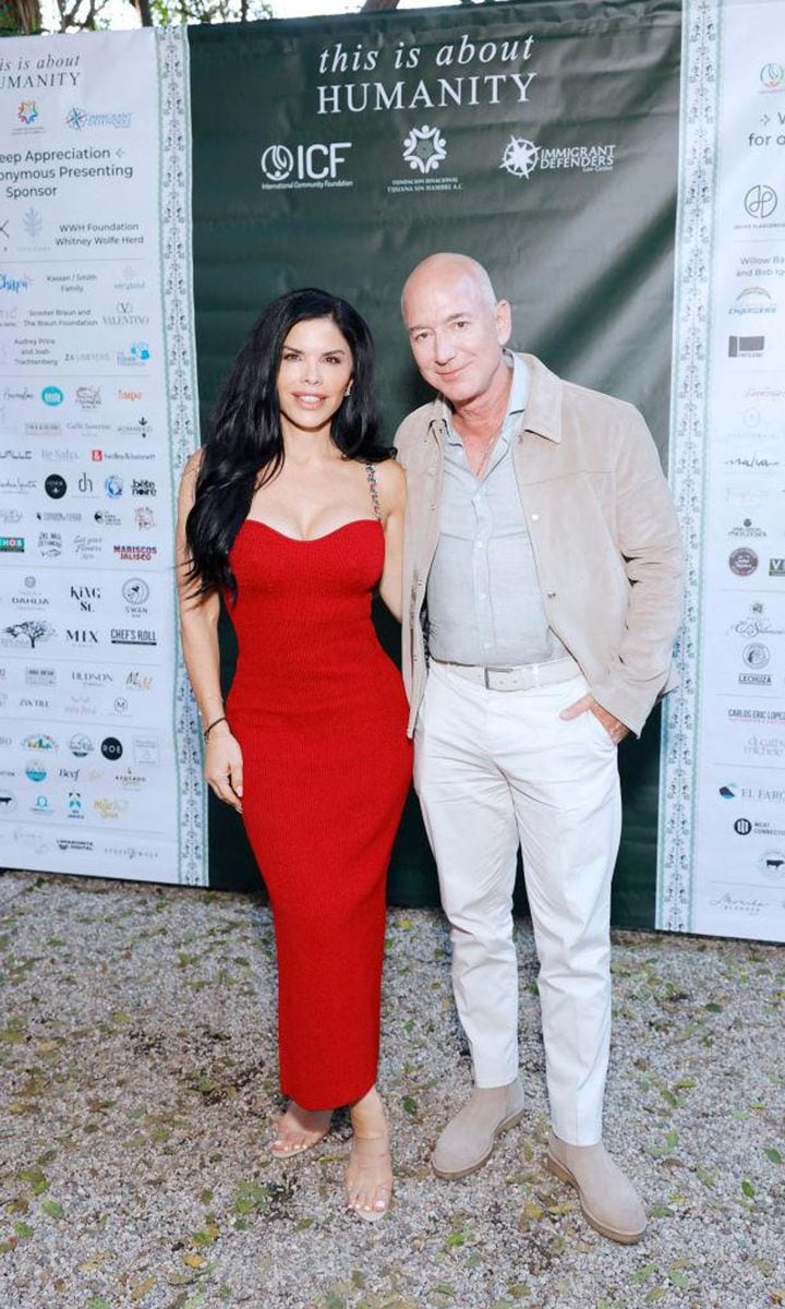 Jeff Bezos and Lauren Sanchez