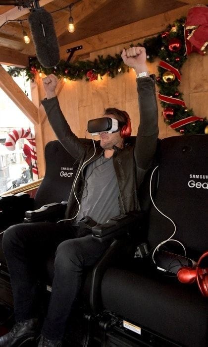 December 13: <i>This is Us</i> star Justin Hartley got virtual during The Night Before, A Samsung VR Experience at The Grove in L.A.
Photo: Charley Gallay/Getty Images for Samsung