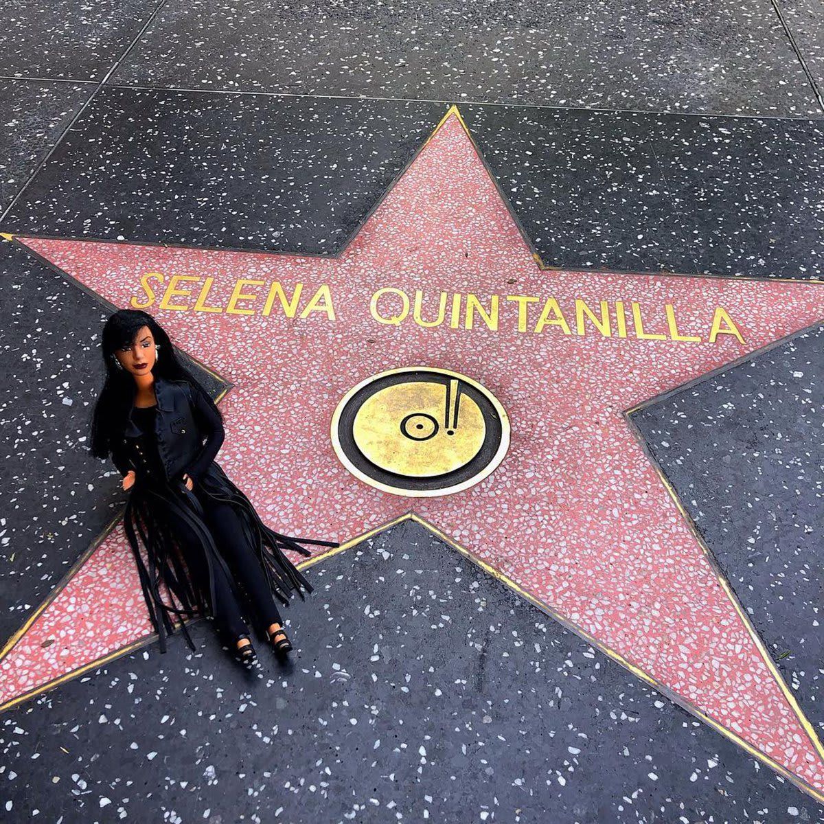 Traveling Selena Quintanilla, social media account