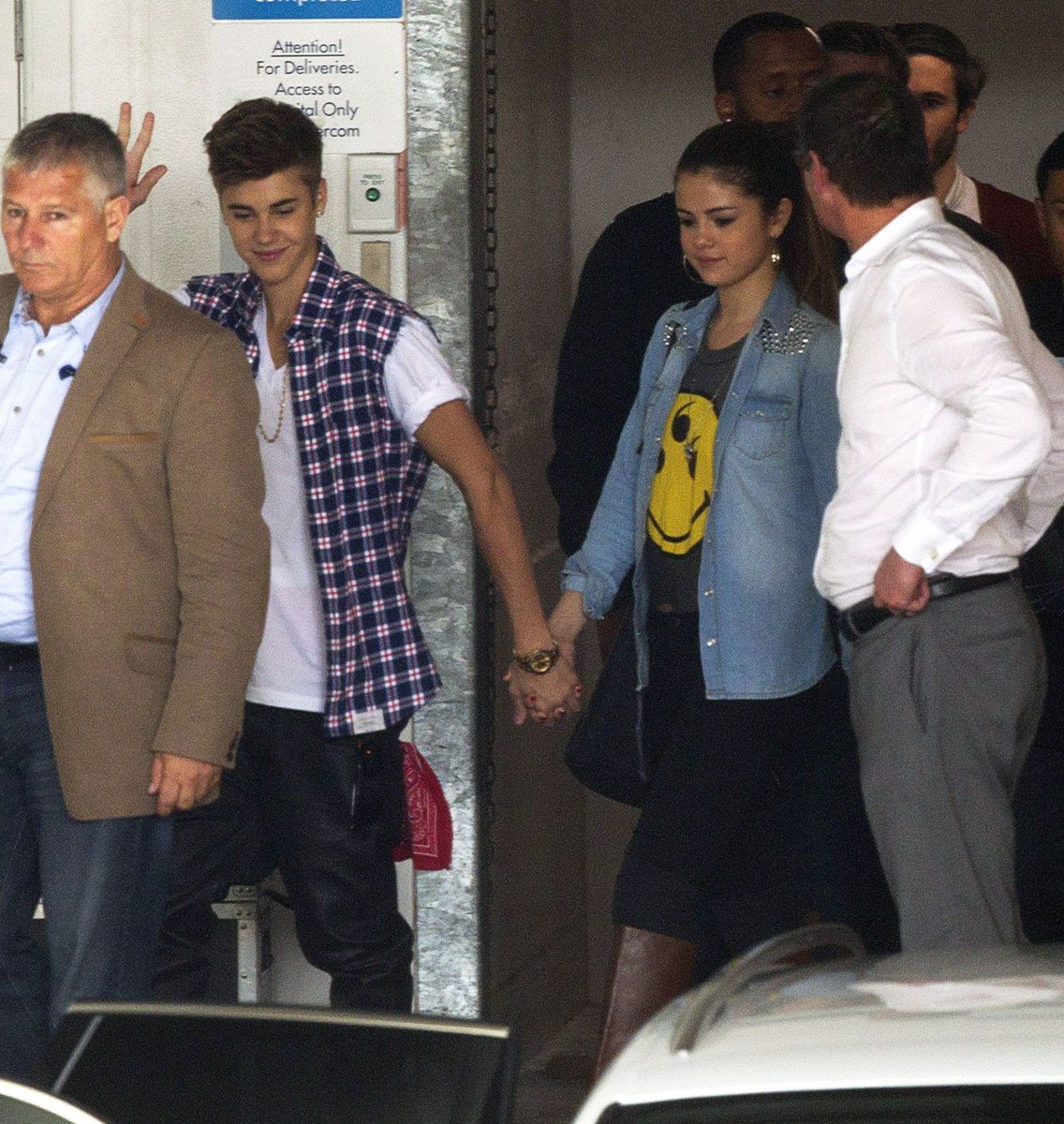 Justin Bieber and Selena Gomez visit Auckland Starship Hospital for Sick Children, New Zealand - 19 Jul 2012