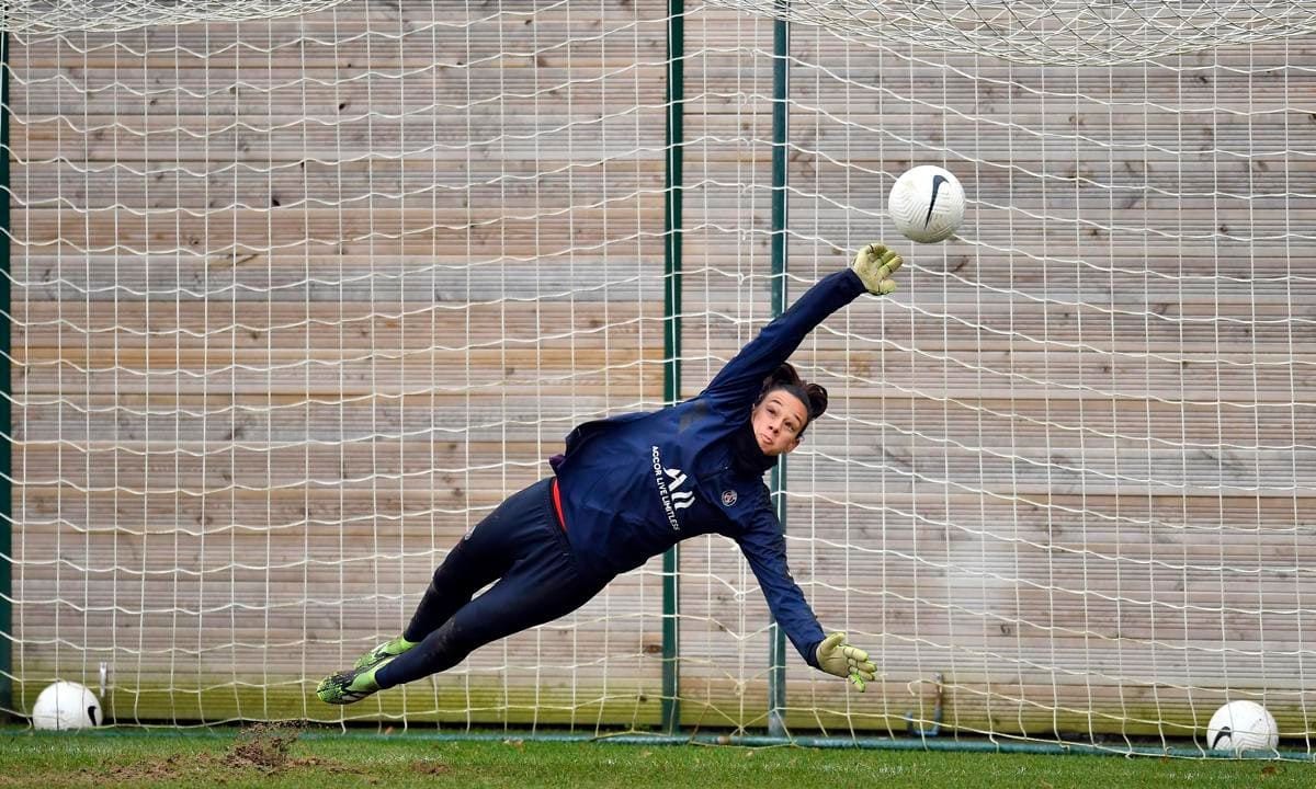 Paris Saint Germain Women Training Session