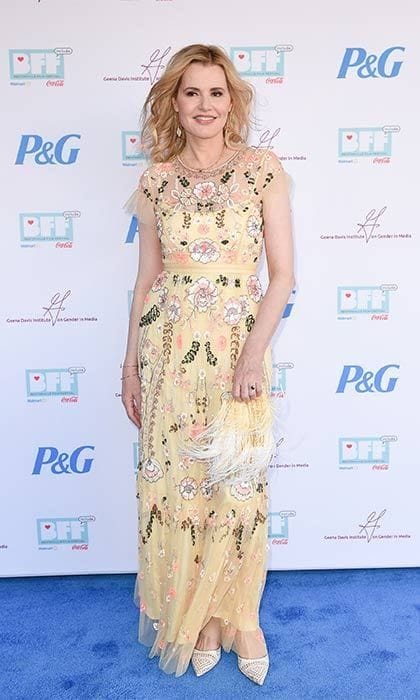 Geena Davis shows off the season's pretty embroidery.
<br>
Photo: Getty Images