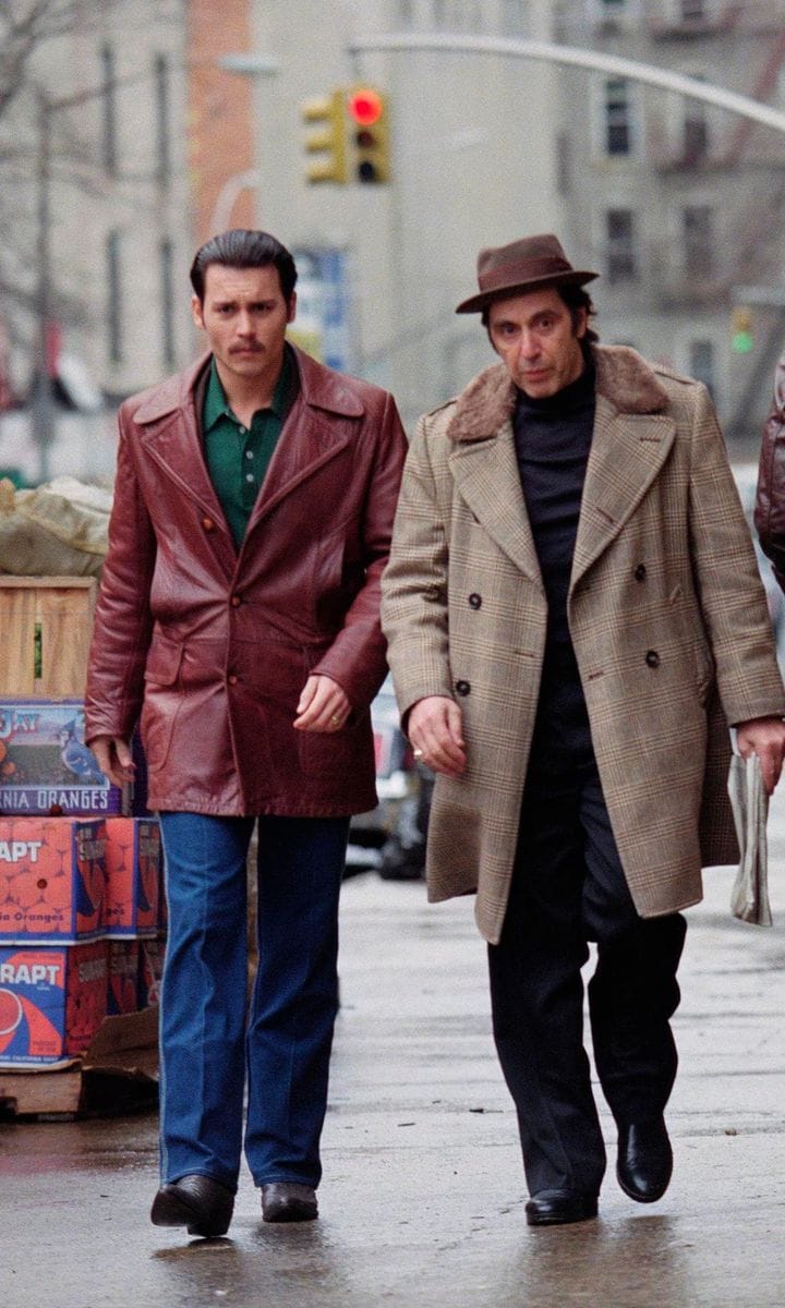 FILM 'DONNIE BRASCO' BY MIKE NEWELL