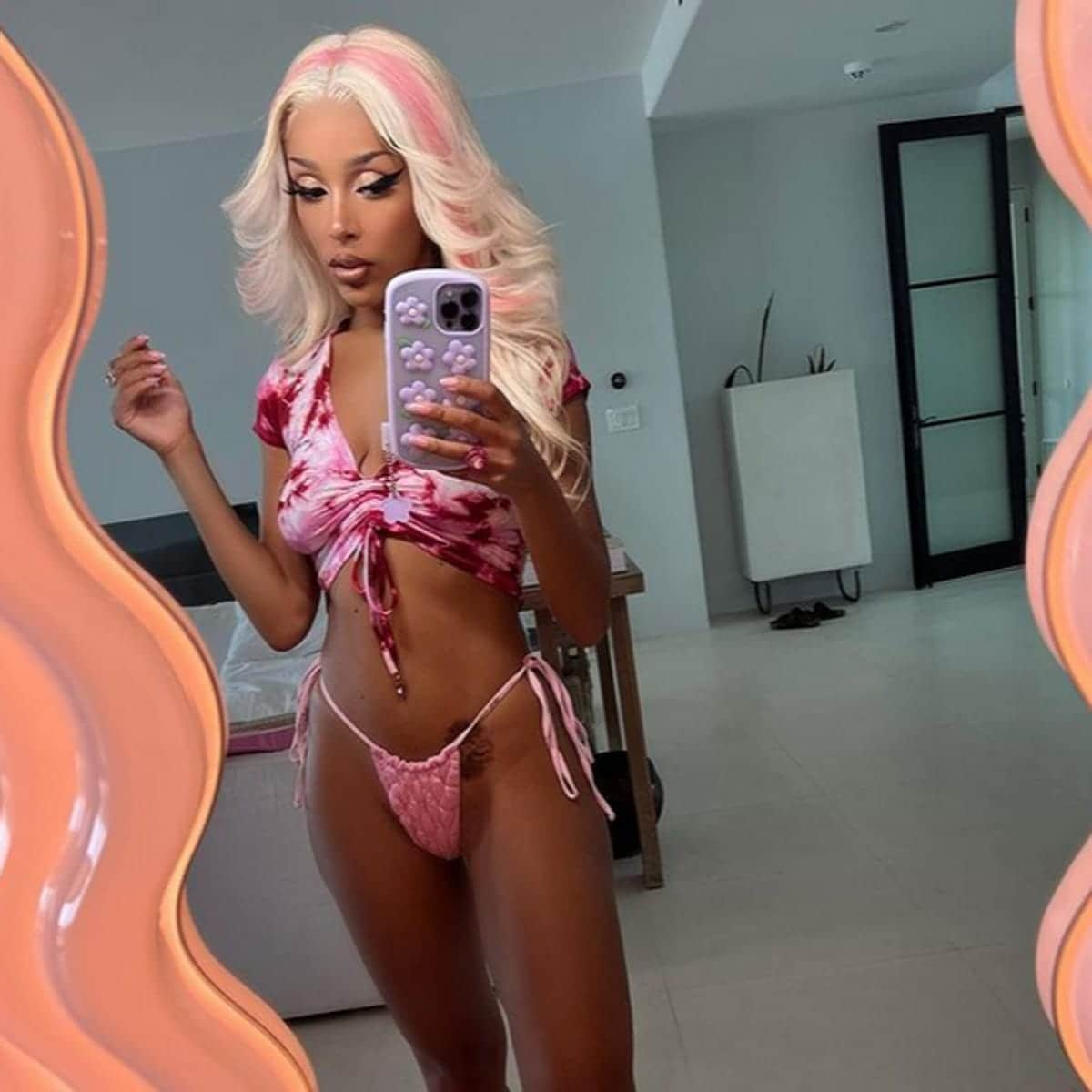 Doja Cat pink look Instagram