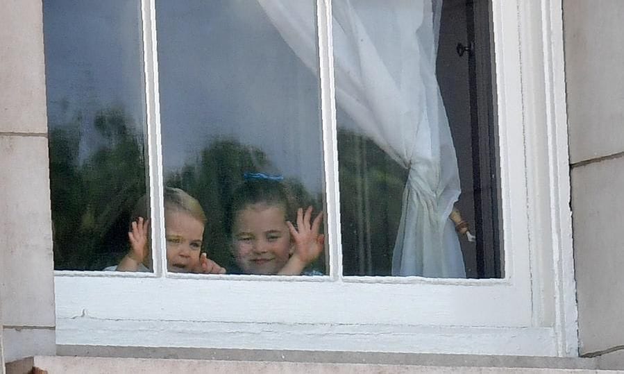 prince-louis-trooping-window-charlotte