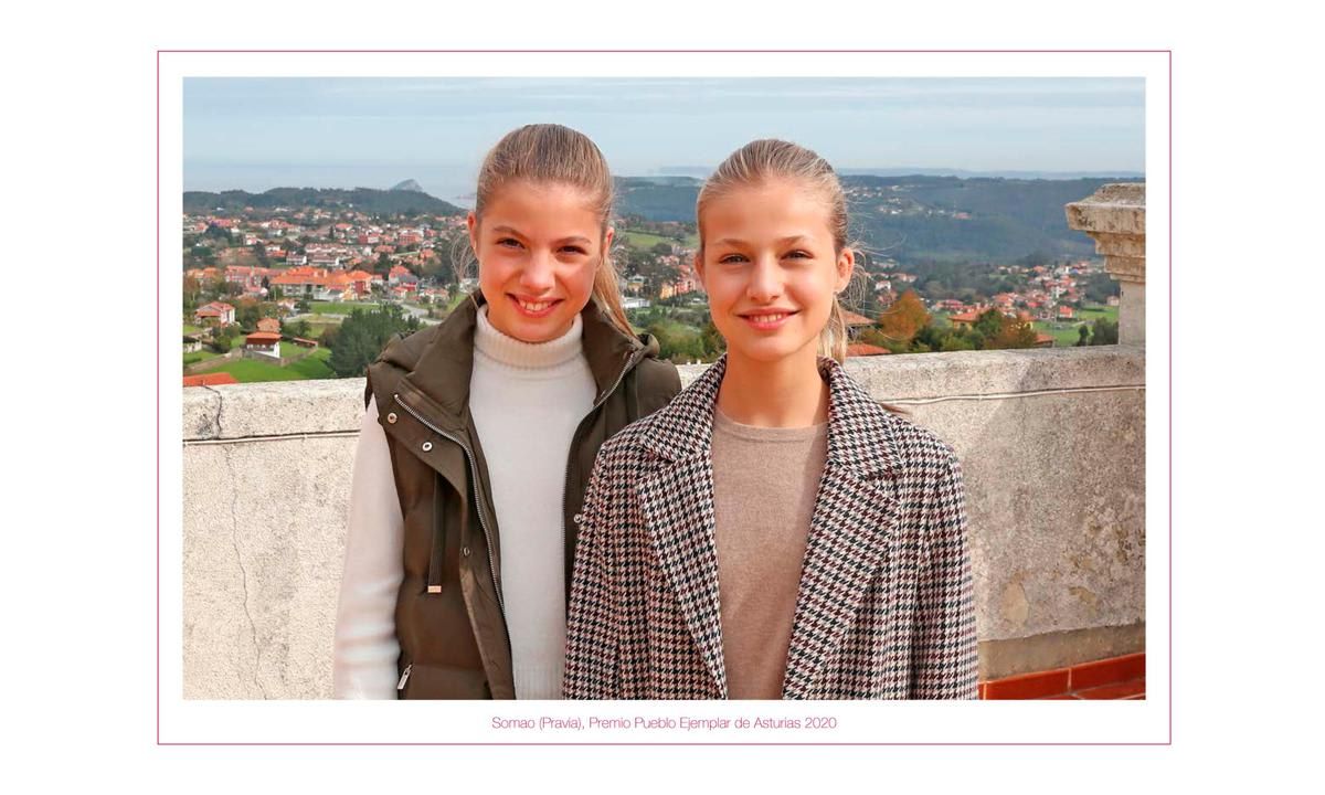 The Spanish royals' 2020 card stars Queen Letizia and King Felipe's daughters