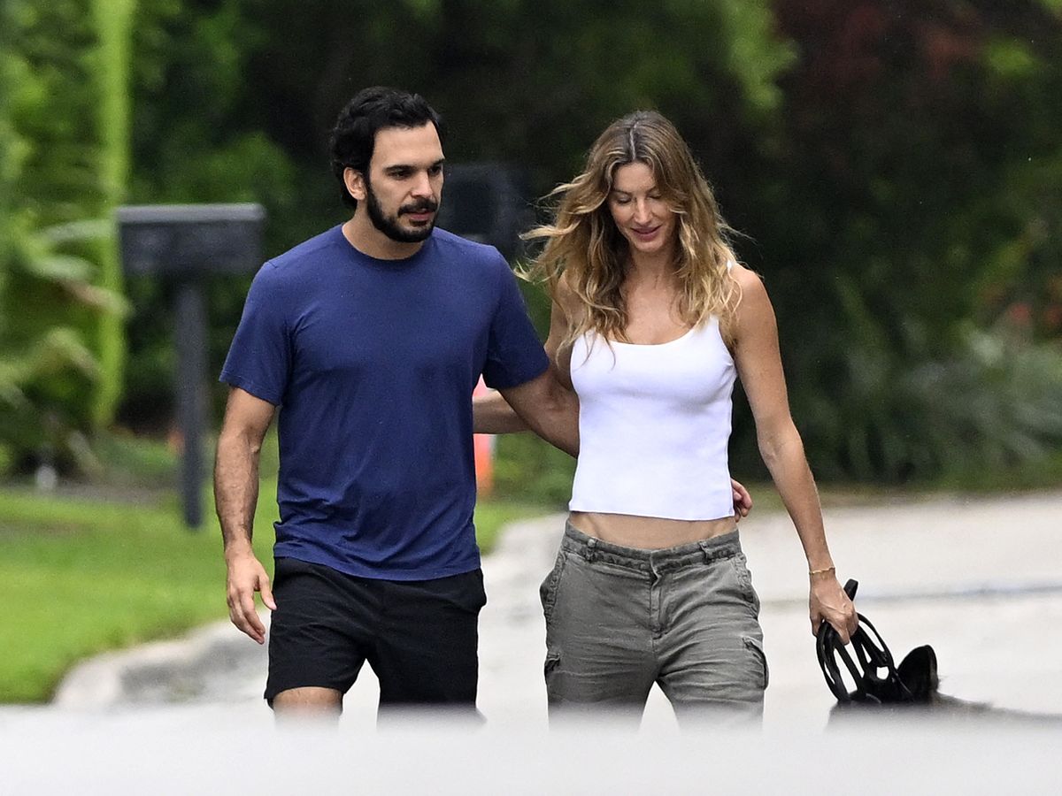 Gisele Bundchen with her boyfriend Joaquim Valente in Miami