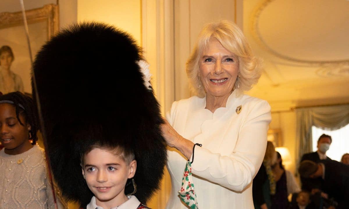 The Duchess Of Cornwall Decorates The Clarence House Christmas Tree