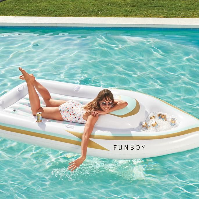 yacht pool float