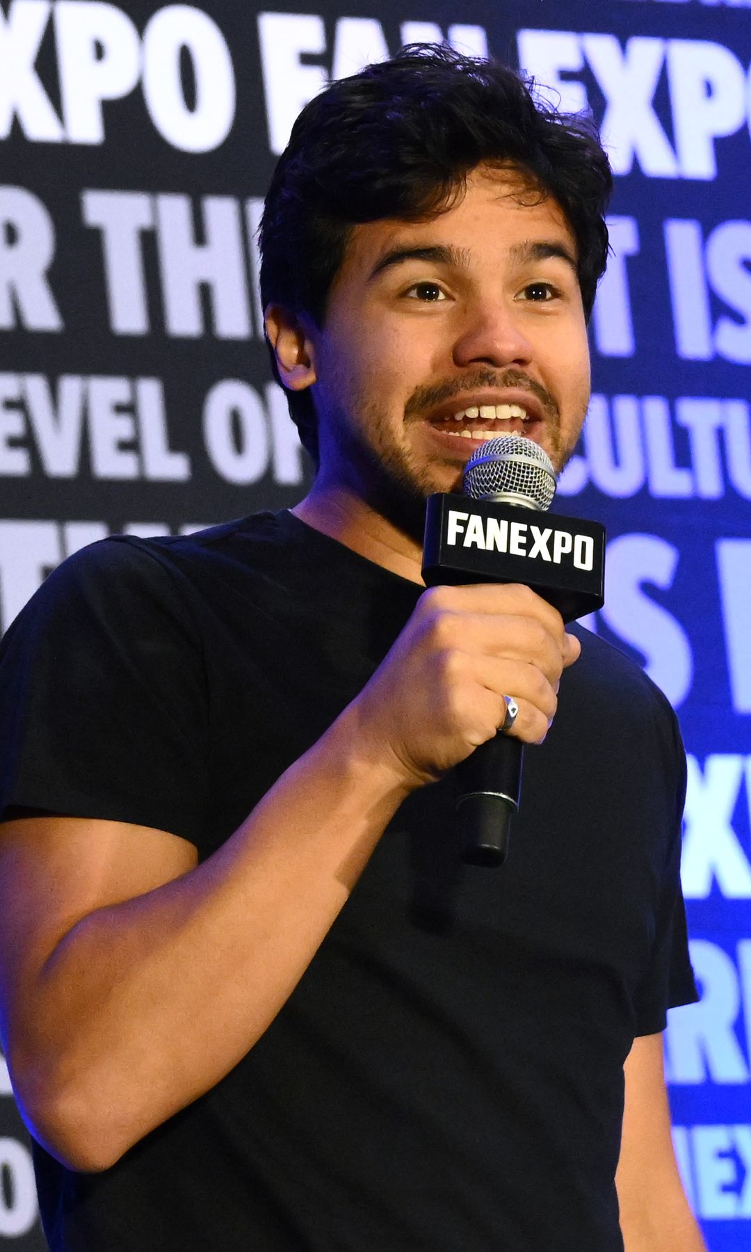 Carlos Valdes 