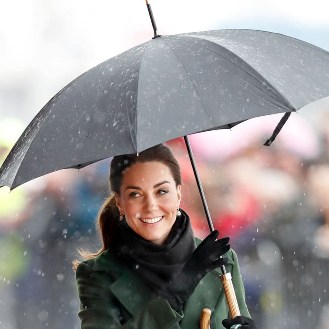 Kate Middleton braves the rain – wears chic designer – during Blackpool visit