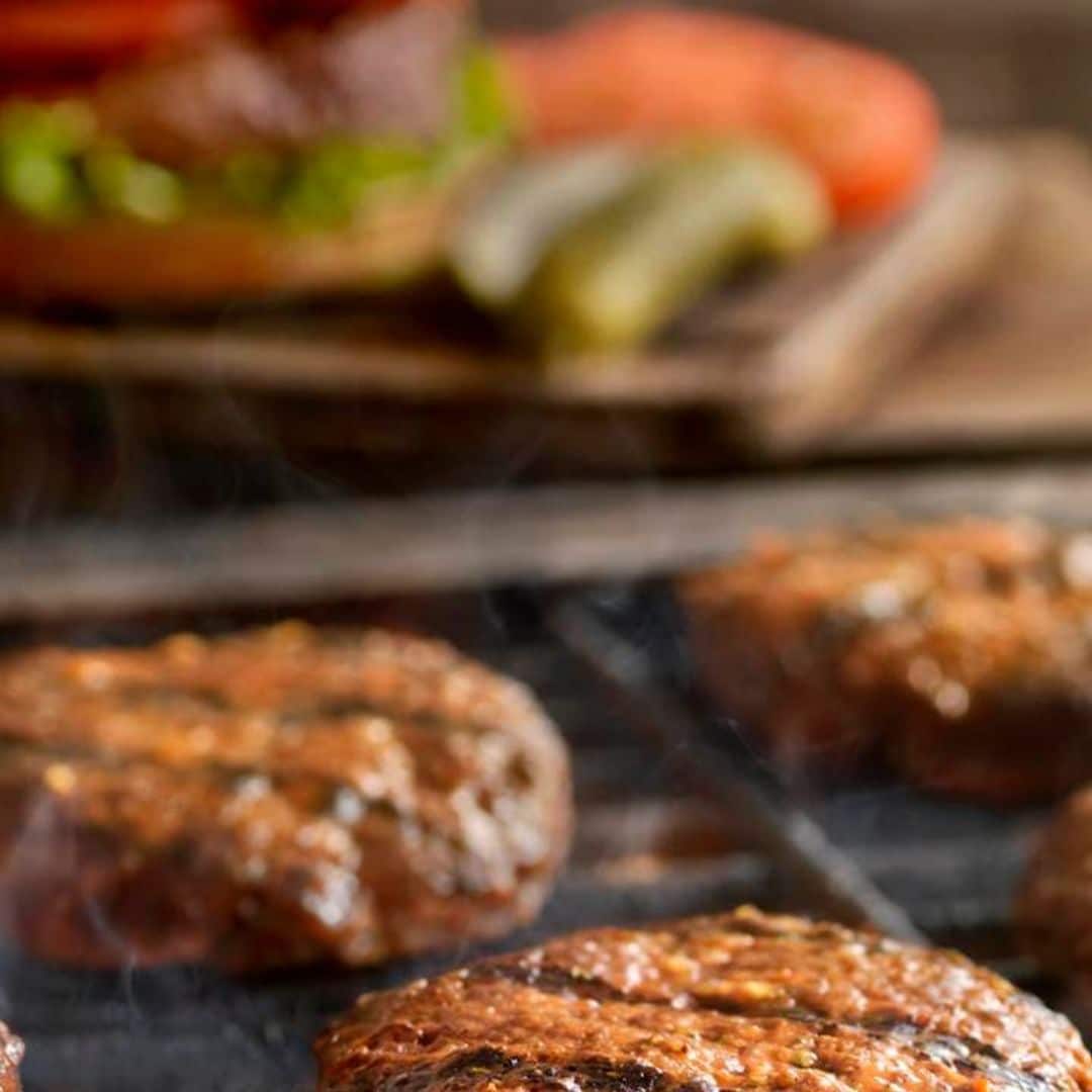 How to grill hamburgers